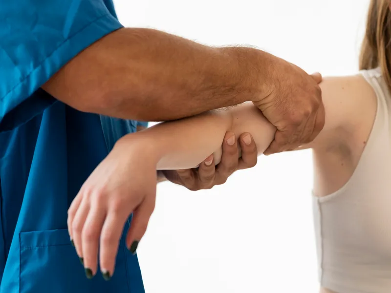 Chiropractic care for elbow pain at Big Spirit Chiropractic in Spirit Lake