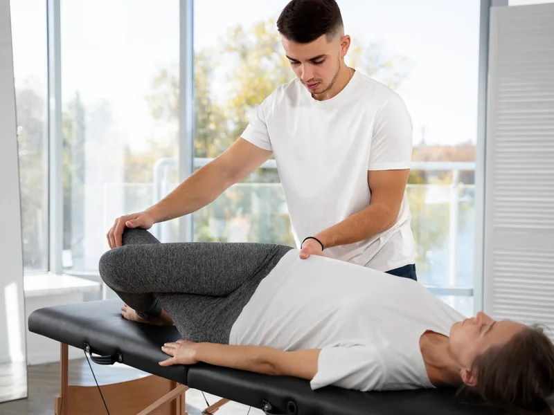 Big Spirit Chiropractic treating hip pain in Spirit Lake