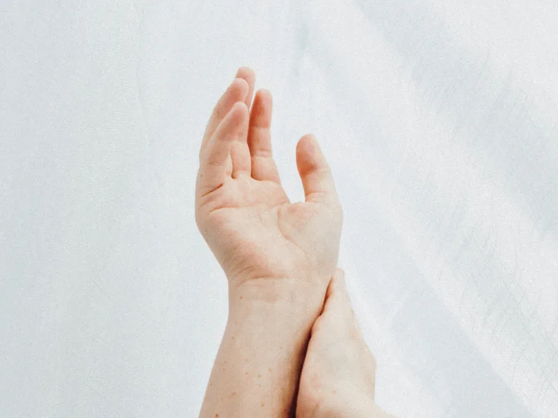 How Big Spirit Chiropractic treats neuropathy in Spirit Lake