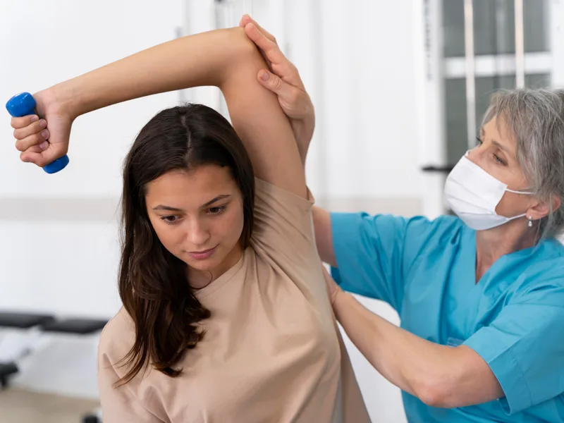 Big Spirit Chiropractic treating rotator cuff injury in Spirit Lake